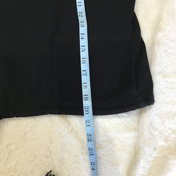 Onque Casuals Women Size Med Cotton embroidered Fish Cropped Sweatshirt Black - Picture 10 of 10